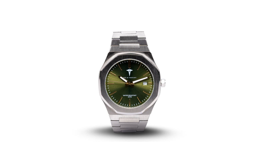 MEN OF MERCURY Momentum Green automatisch horloge – groene sunburst wijzerplaat, 316L staal – studiofoto op wit